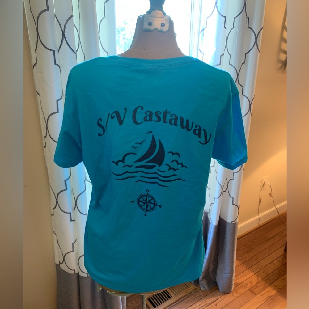 3/$15 Nautical Cast Away Blue Tee Size Large